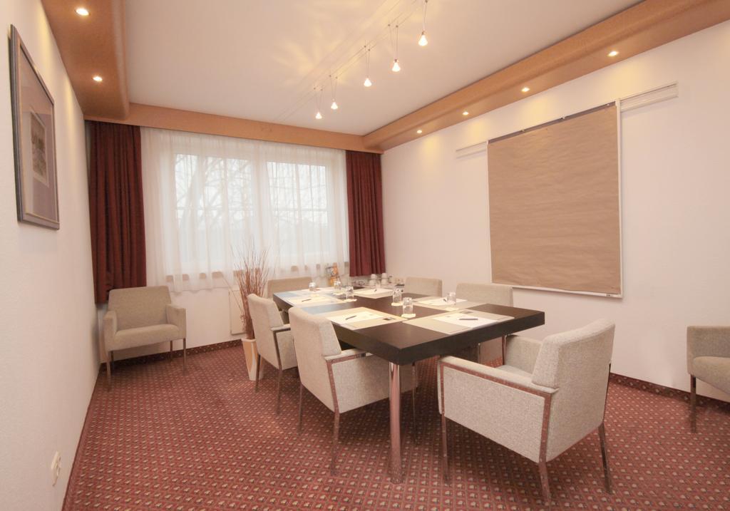 Dorint Airport-Hotel Berlin-Tegel Business photo